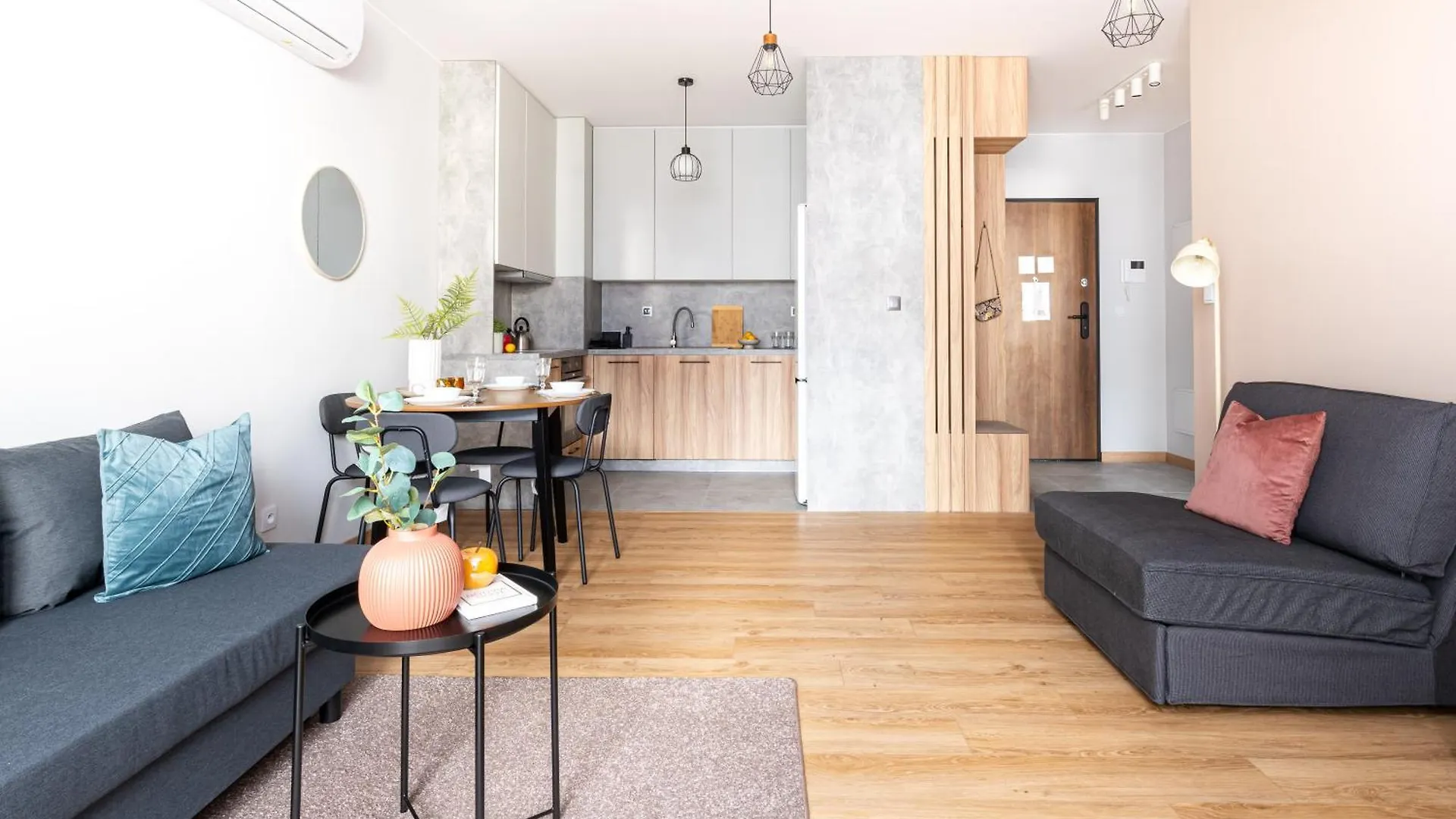 Superapart Urugwajska Apt 38 Warsaw 0*,